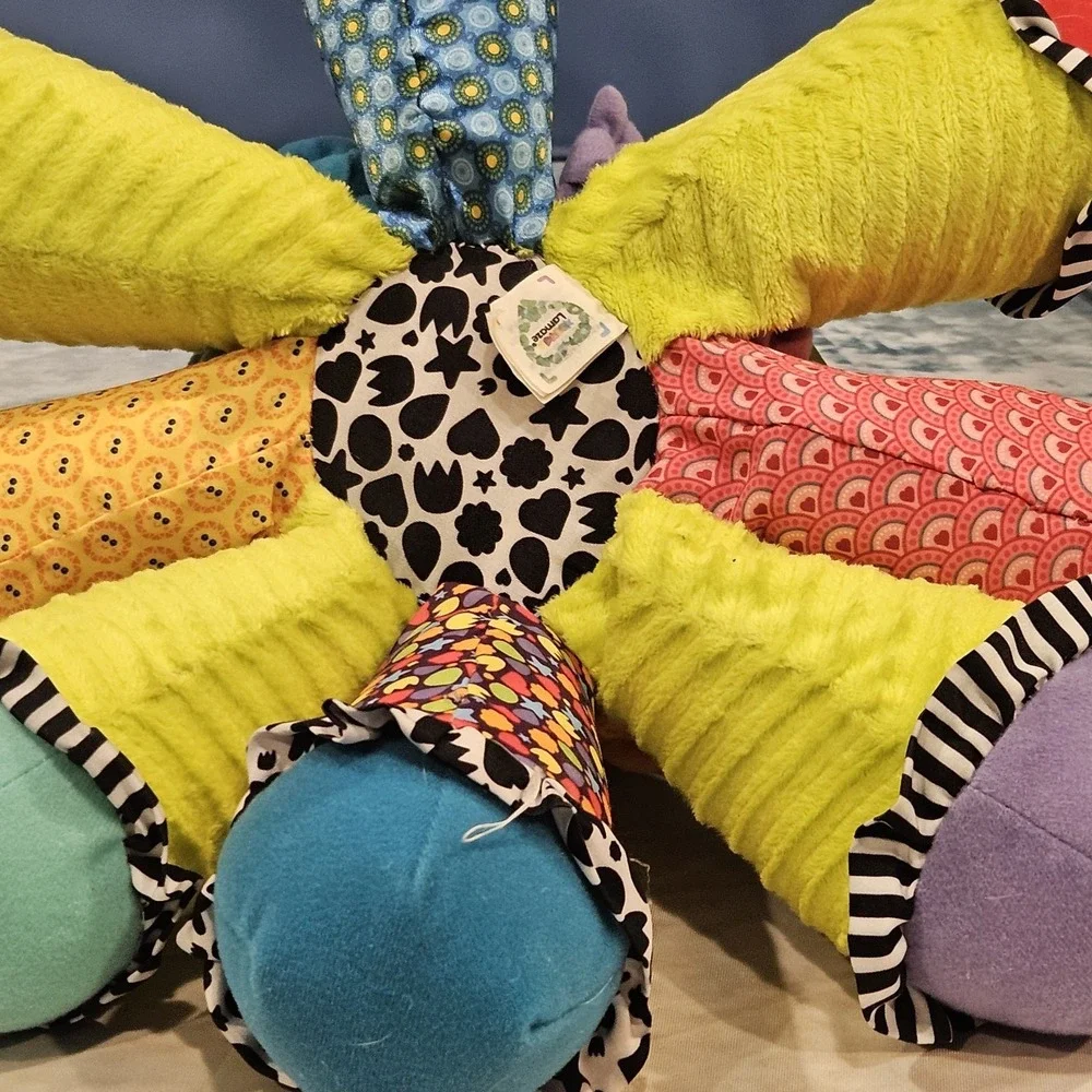 Lamaze Octopus Baby Toy Sensory Plush Squeaker Colorful‎ Legs Infant Toy